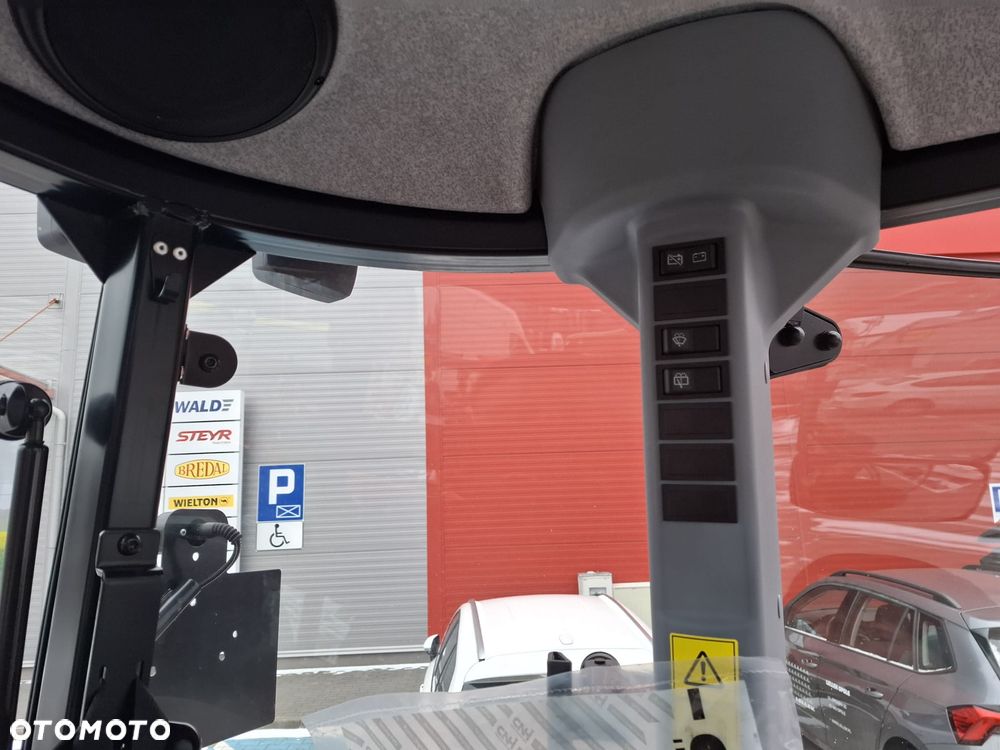 Steyr 4075 Kompakt s - 14