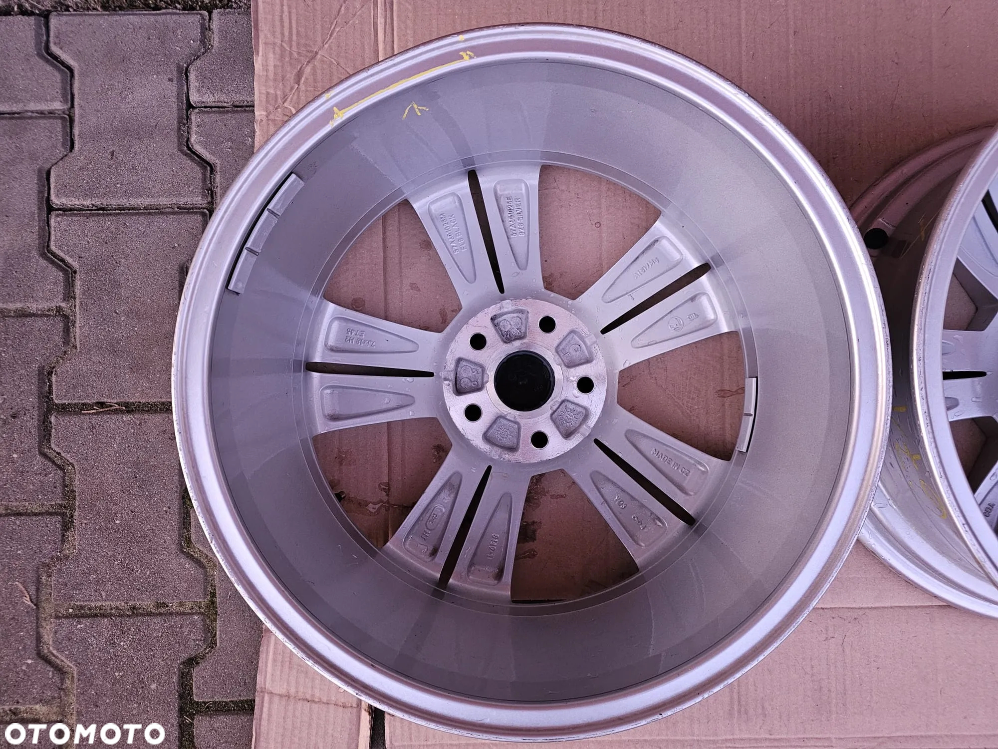 (F101) Skoda OE Karoq / 57A601025E / 7x18 ET45 5x112 - 6