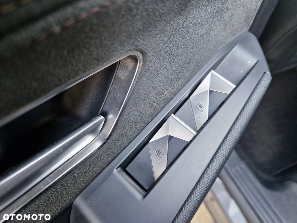 DS Automobiles DS 7 Crossback 1.6 PureTech Performance Line + - 20