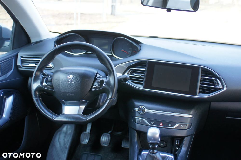 Peugeot 308 BlueHDi 120 Stop & Start Allure - 23