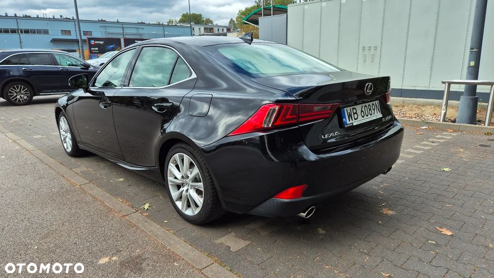 Lexus IS 200t Comfort - 3