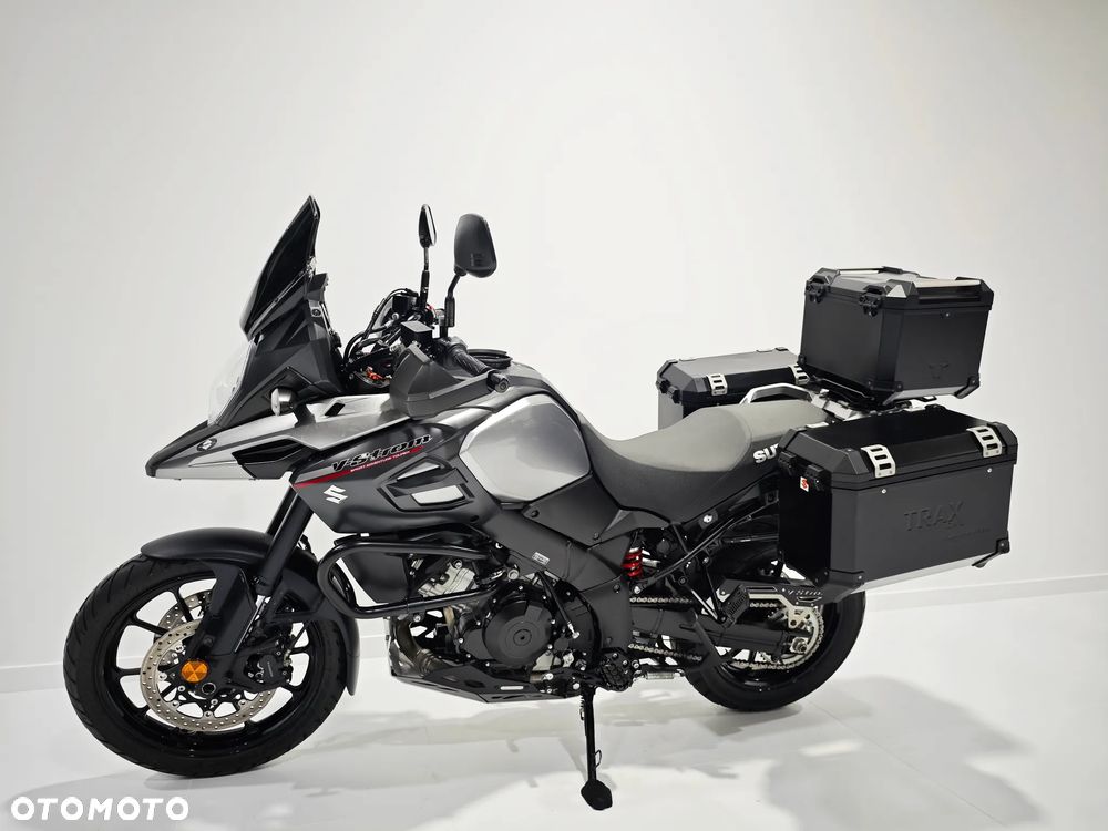 Suzuki V-STROM - 3