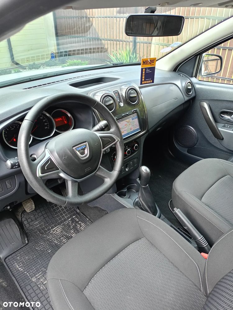 Dacia Sandero SCe 75 Essential - 4
