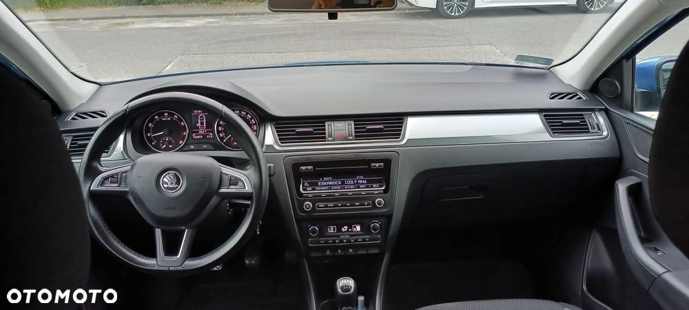 Skoda RAPID 1.2 TSI Ambition - 13