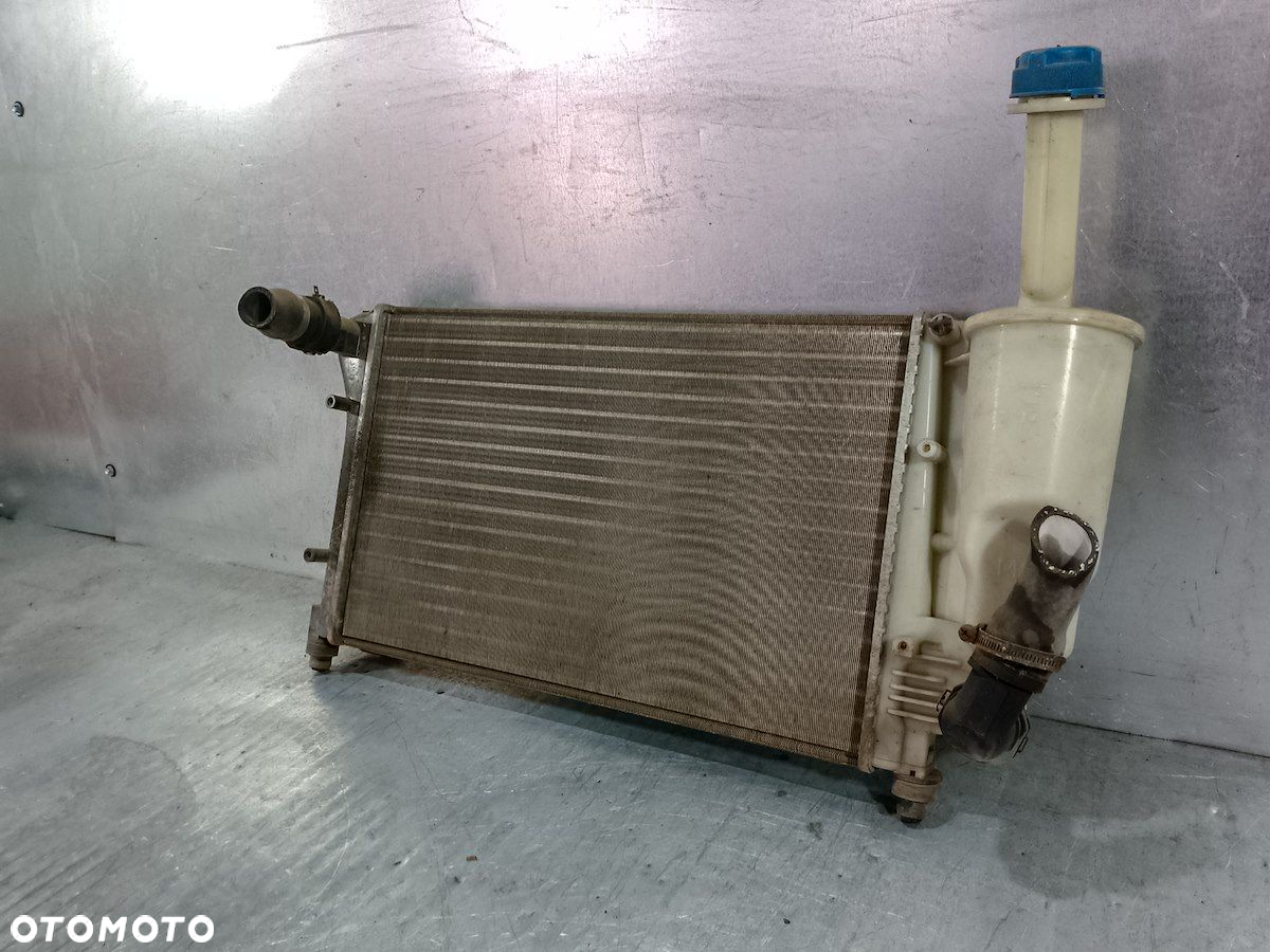 CHŁODNICA WODY FIAT GRANDE PUNTO 1.1 - 4
