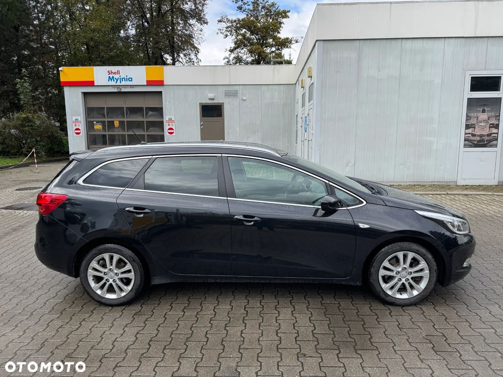 Kia Ceed Cee'd 1.6 GDI M - 6