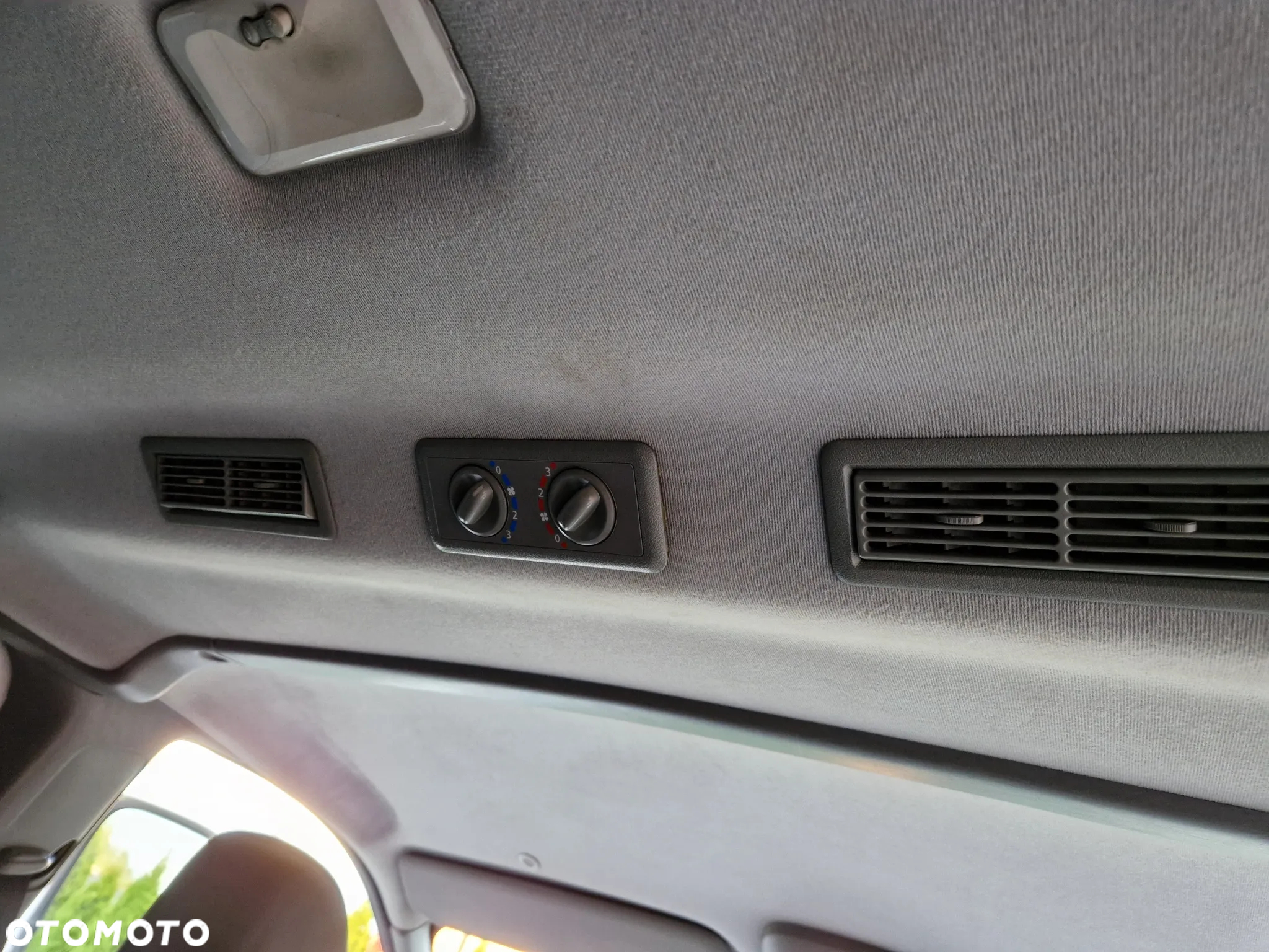 Opel Vivaro - 15