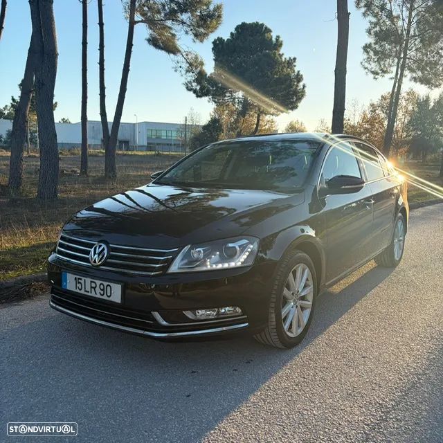 VW Passat 2.0 TDI Highline DSG - 2