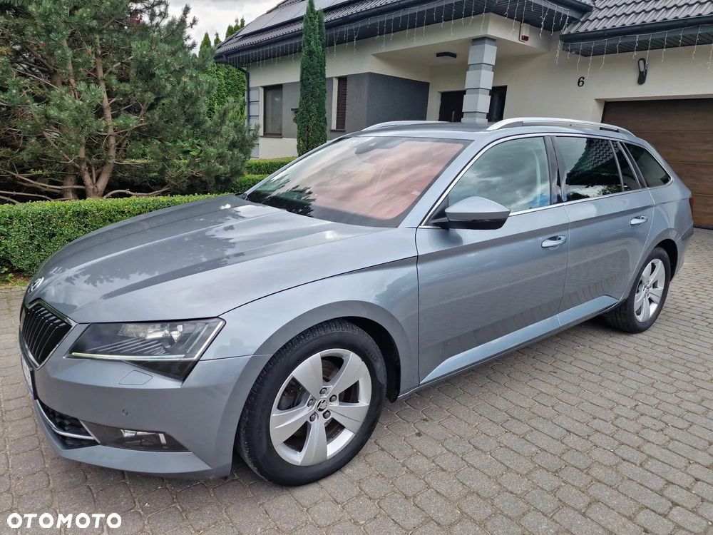 Skoda Superb 2.0 TDI Active DSG - 31