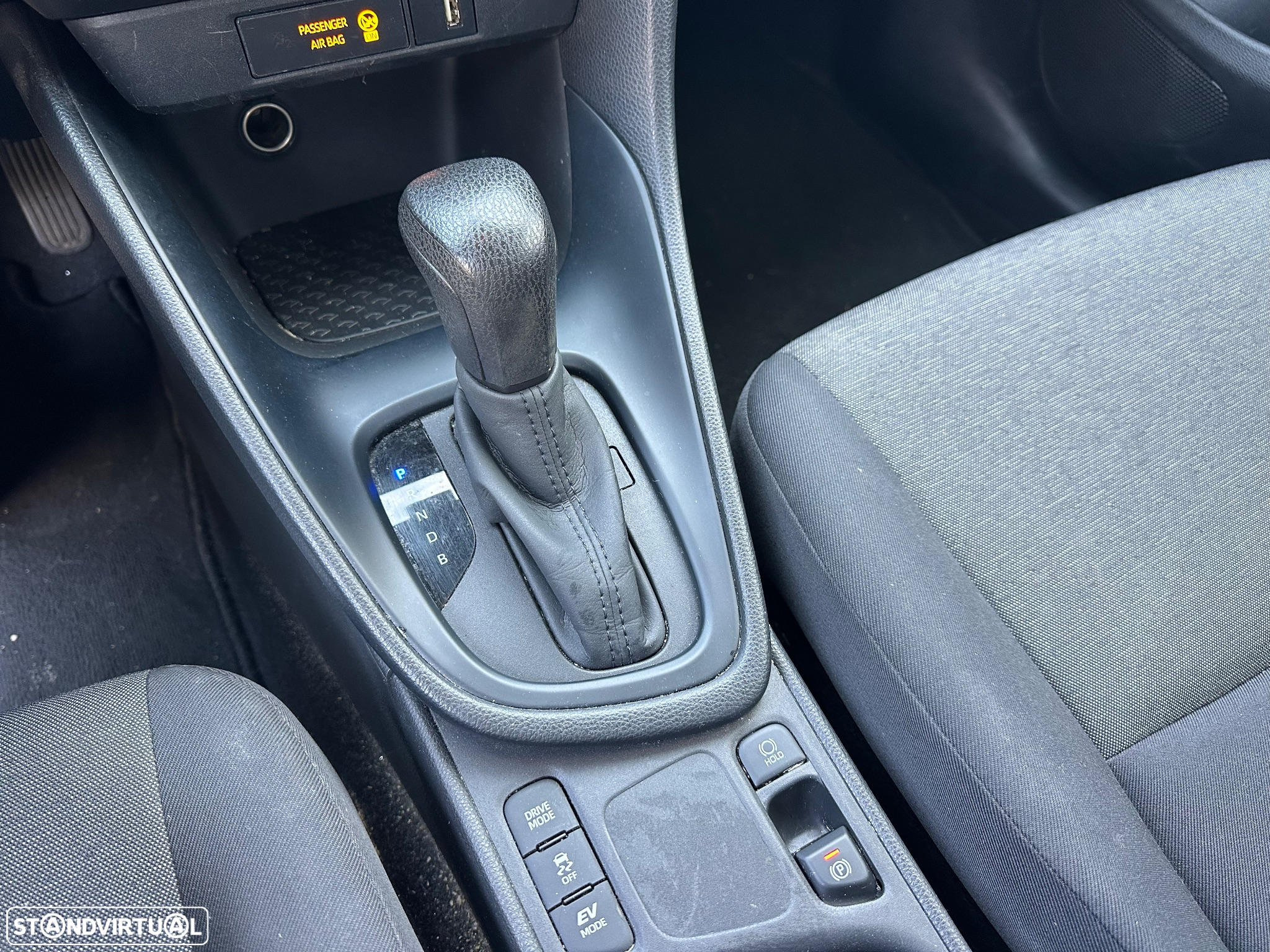 Toyota Yaris 1.5 HDF Comfort - 6