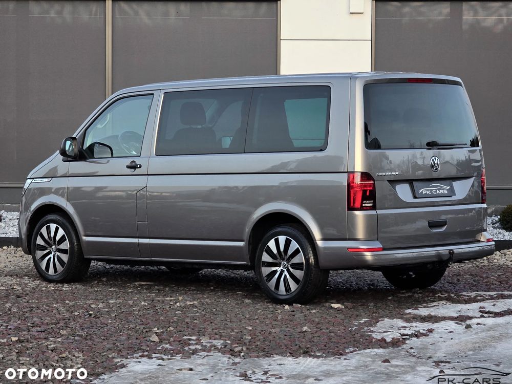 Volkswagen Multivan - 20