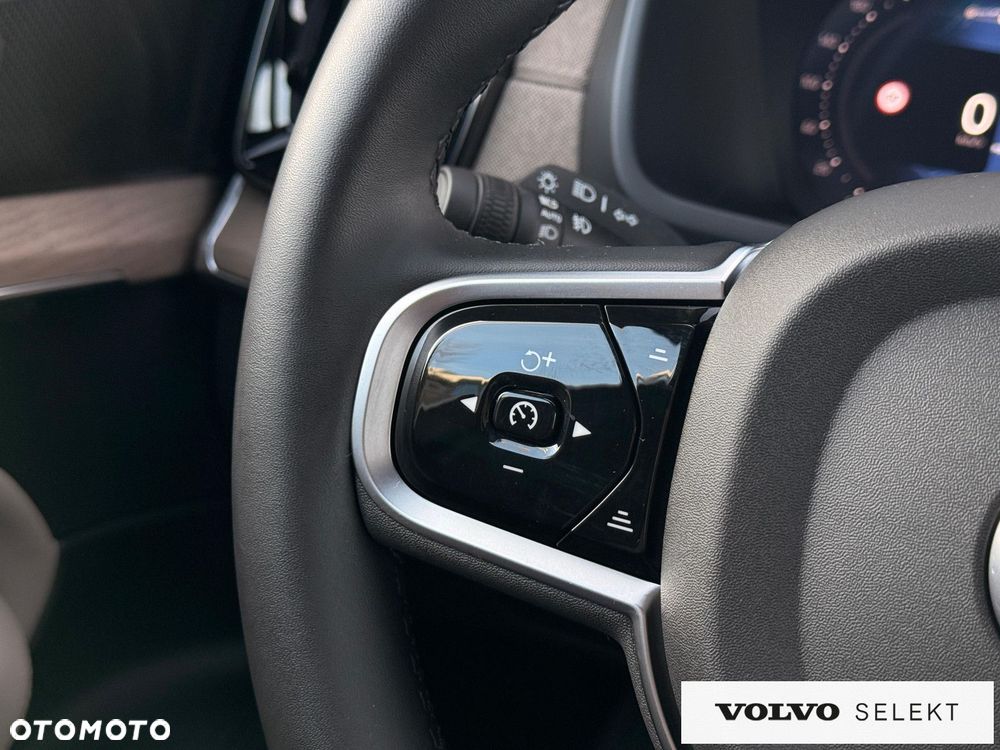 Volvo XC 90 - 33