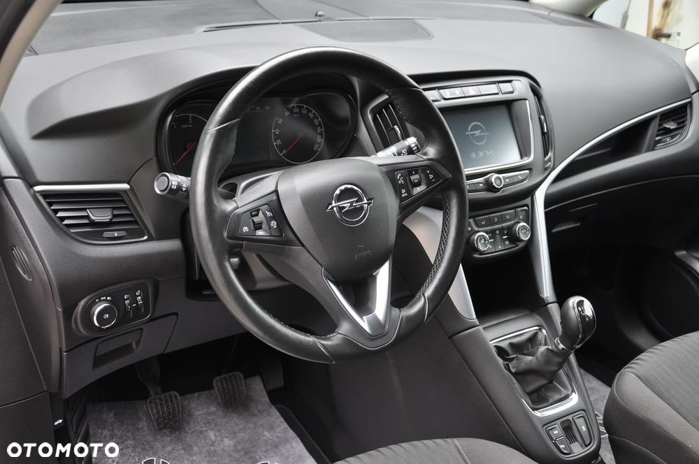 Opel Zafira 2.0 D (CDTI ecoFLEX) Start/Stop Innovation - 14