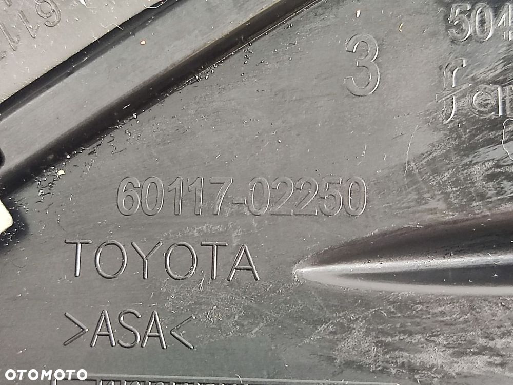 TOYOTA COROLLA E21 od 2019r Maskownica Śrub Błotnika Trójkąt Prawa Lewa - 4