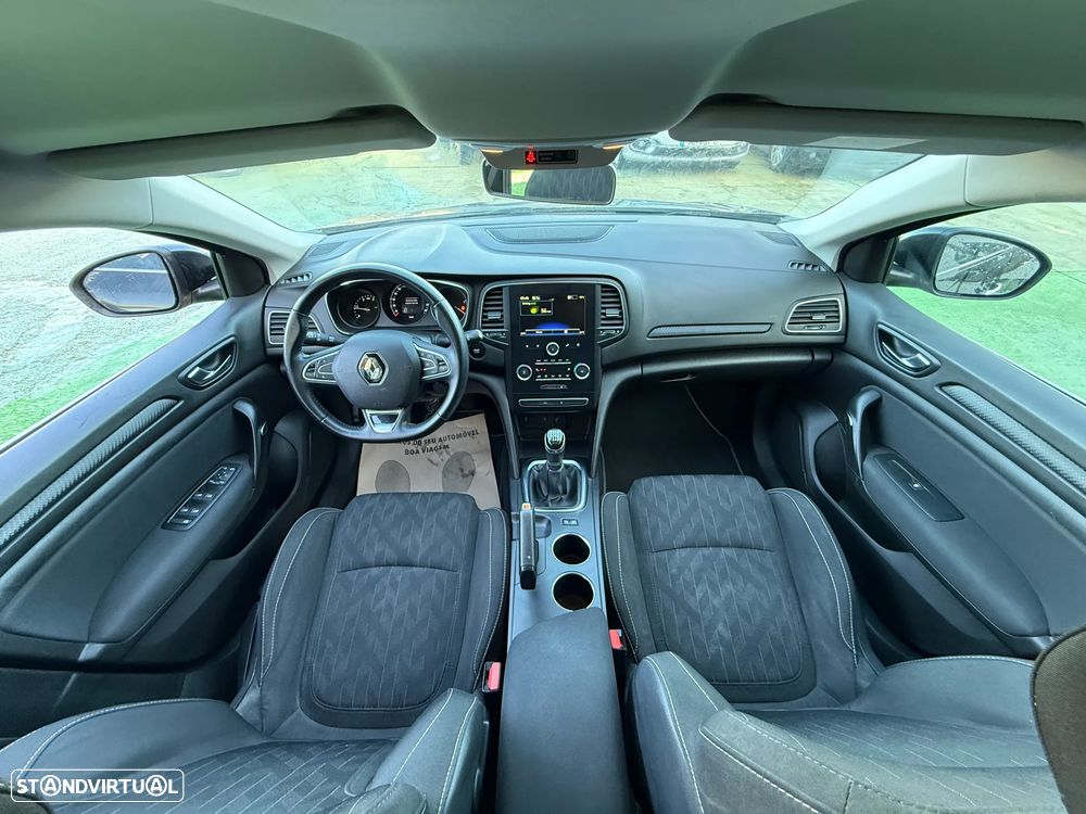 Renault Mégane Sport Tourer 1.5 Blue dCi Business - 23
