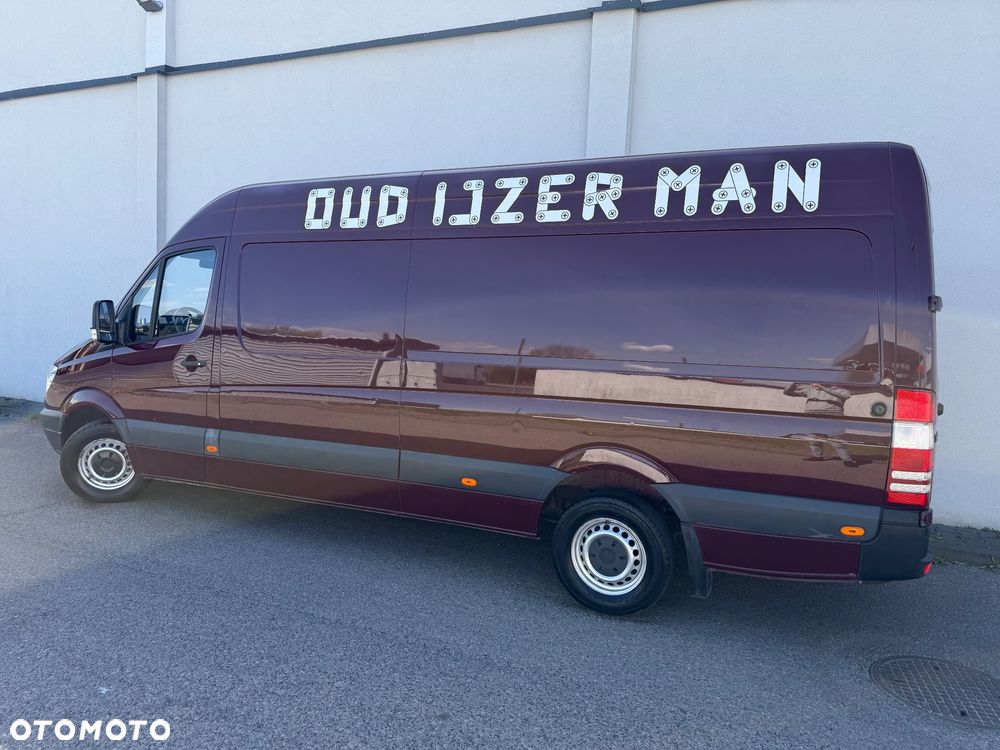 Mercedes-Benz Sprinter 319 - 14