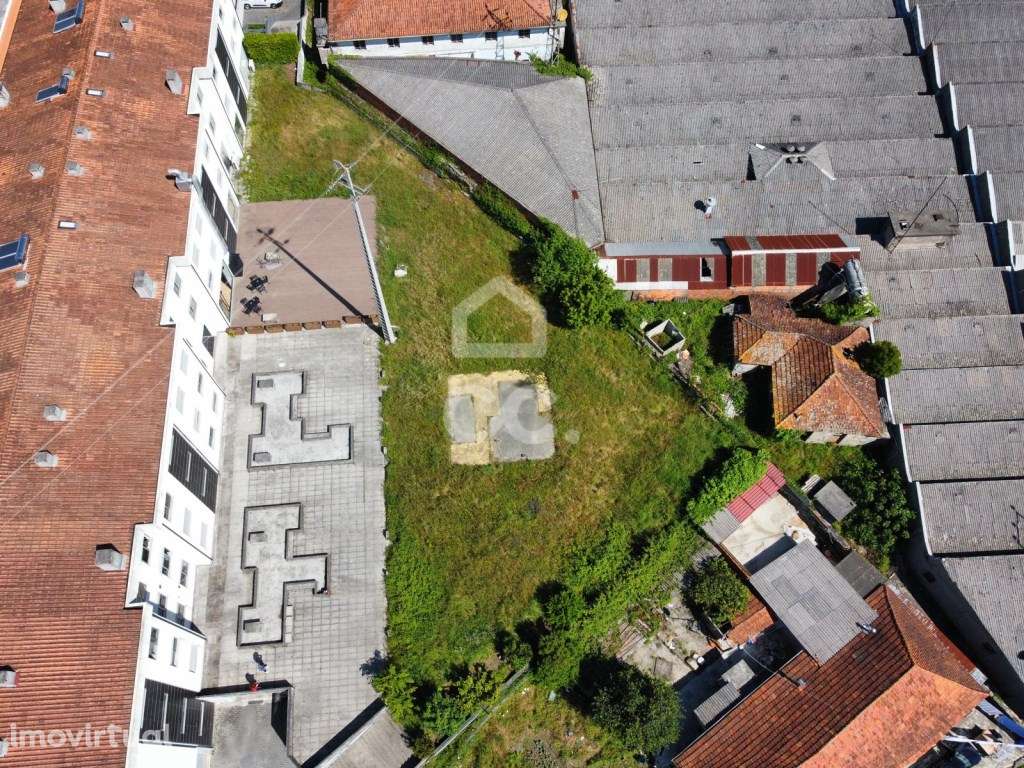 Terreno Rústico em São Martinho do Campo com 1000m2 - Grande imagem: 4/10
