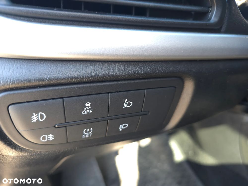 Fiat Tipo 1.6 MultiJet 16v Lounge - 20