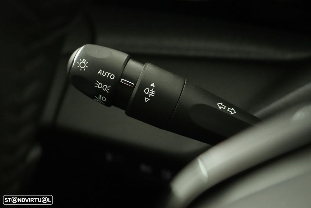 Peugeot 308 1.6 Hybrid Allure Pack e-EAT8 - 16