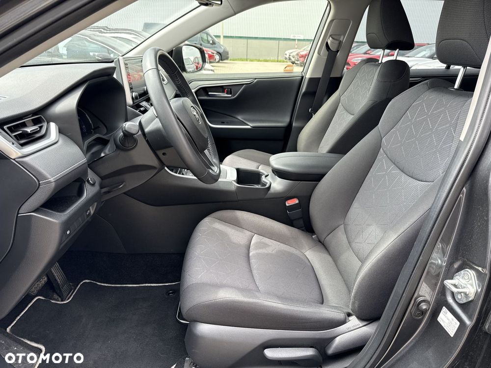 Toyota RAV4 - 13