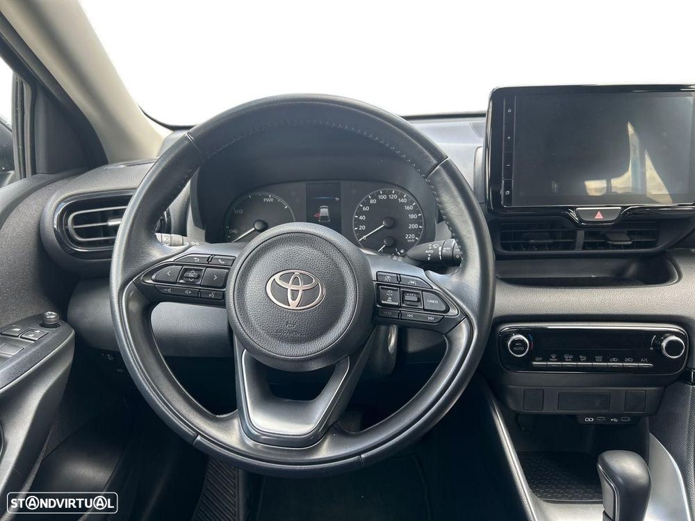 Toyota Yaris - 12