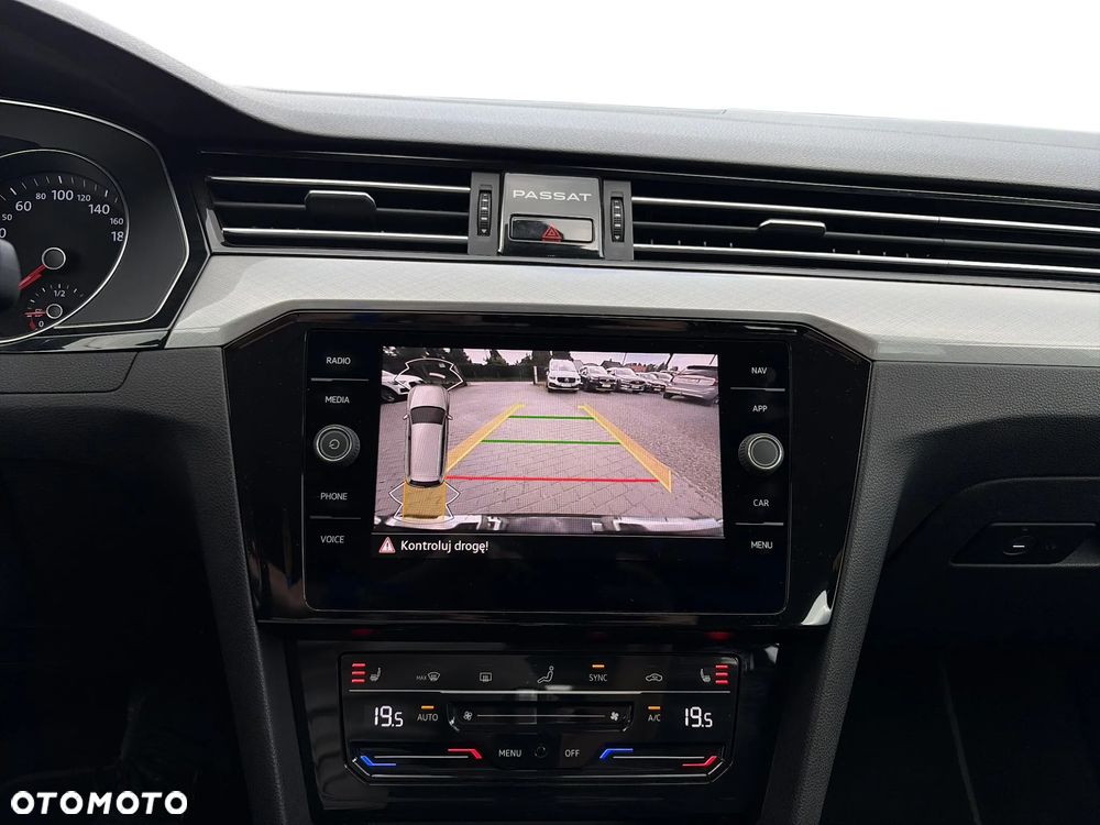Volkswagen Passat 1.5 TSI EVO Business DSG - 18