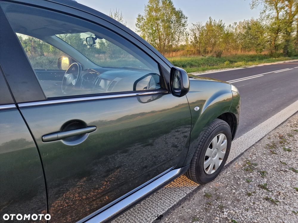 Citroën C-Crosser - 8