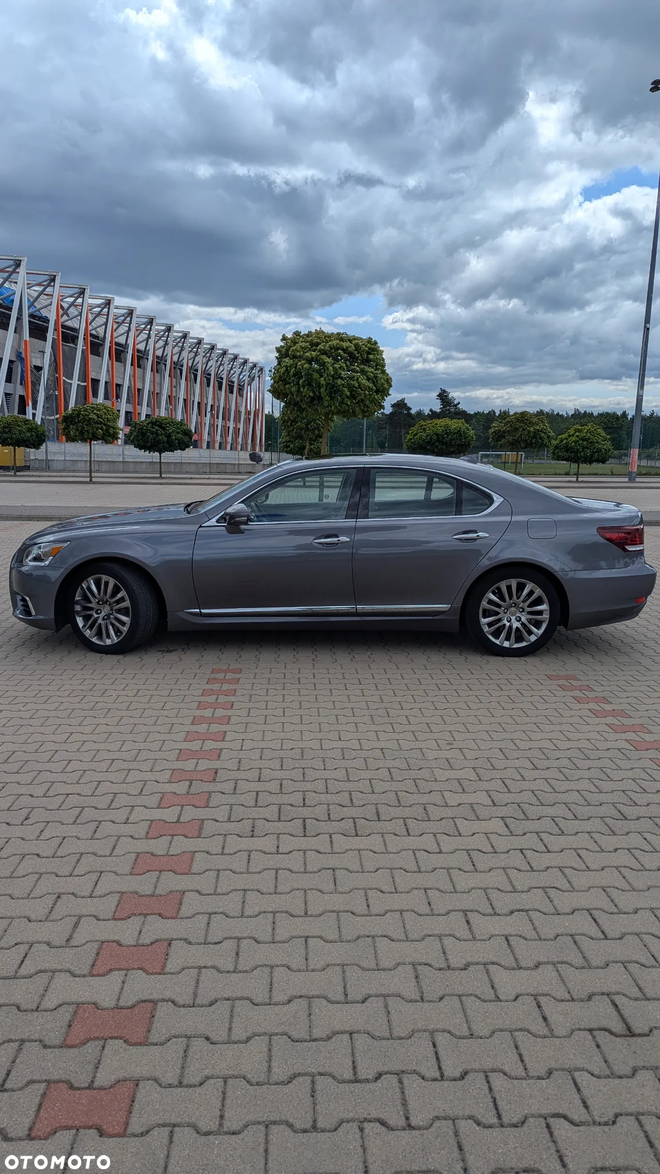 Lexus LS 460 Elite AWD - 8