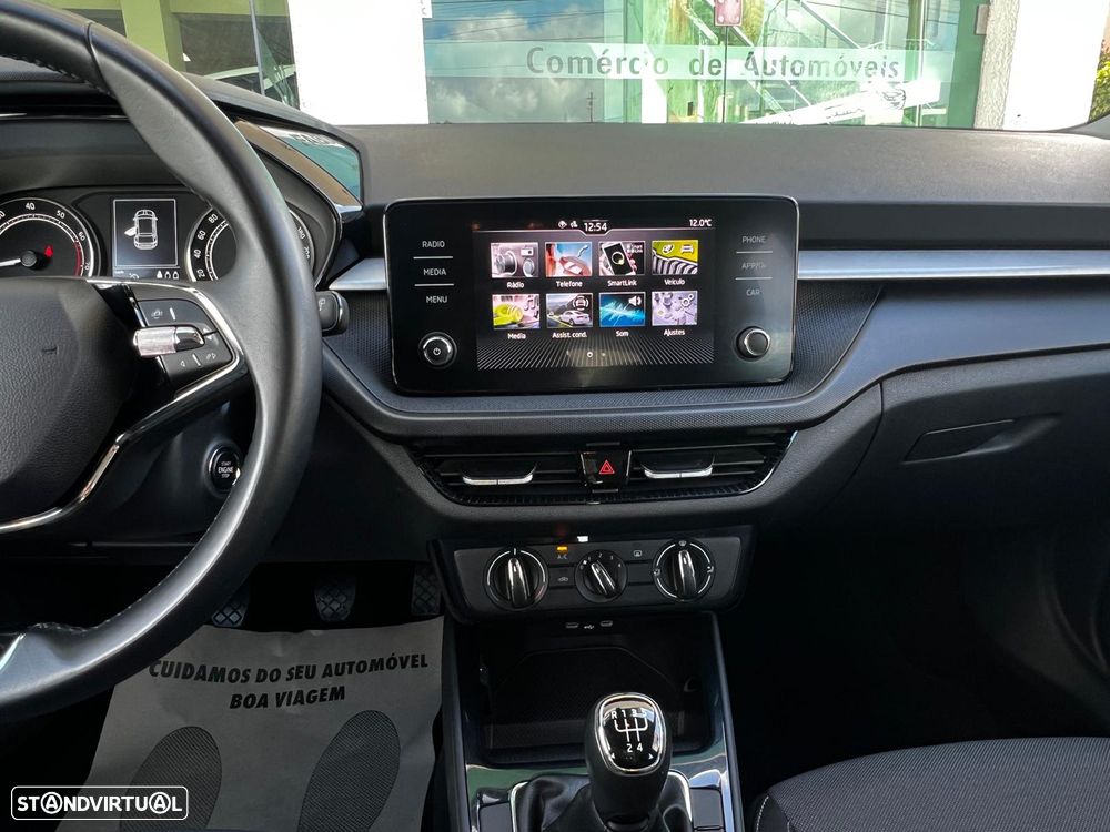 Skoda Fabia 1.0 MPI First Edition - 37