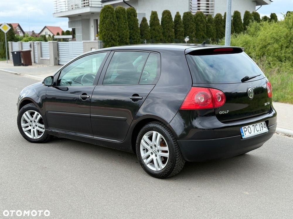 Volkswagen Golf 2.0 TDI Comfortline - 5