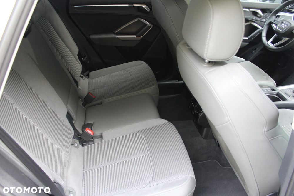 Audi Q3 40 TFSI Quattro S-Line S tronic - 15