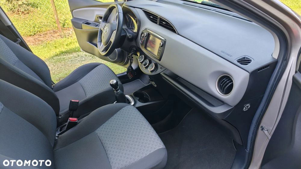 Toyota Yaris 1.33 Premium EU6 - 14