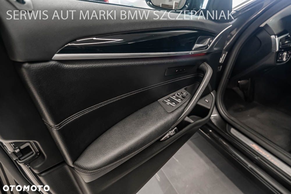 BMW Seria 5 530i xDrive Sport Line - 19