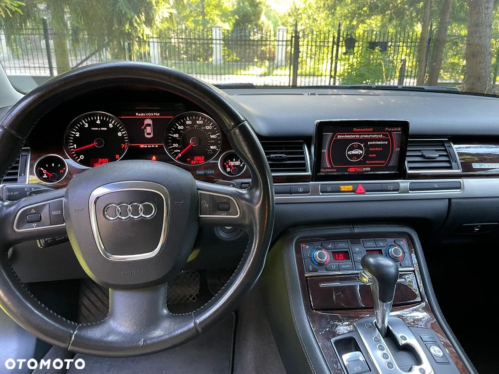 Audi A8 4.2 FSI L Quattro - 14