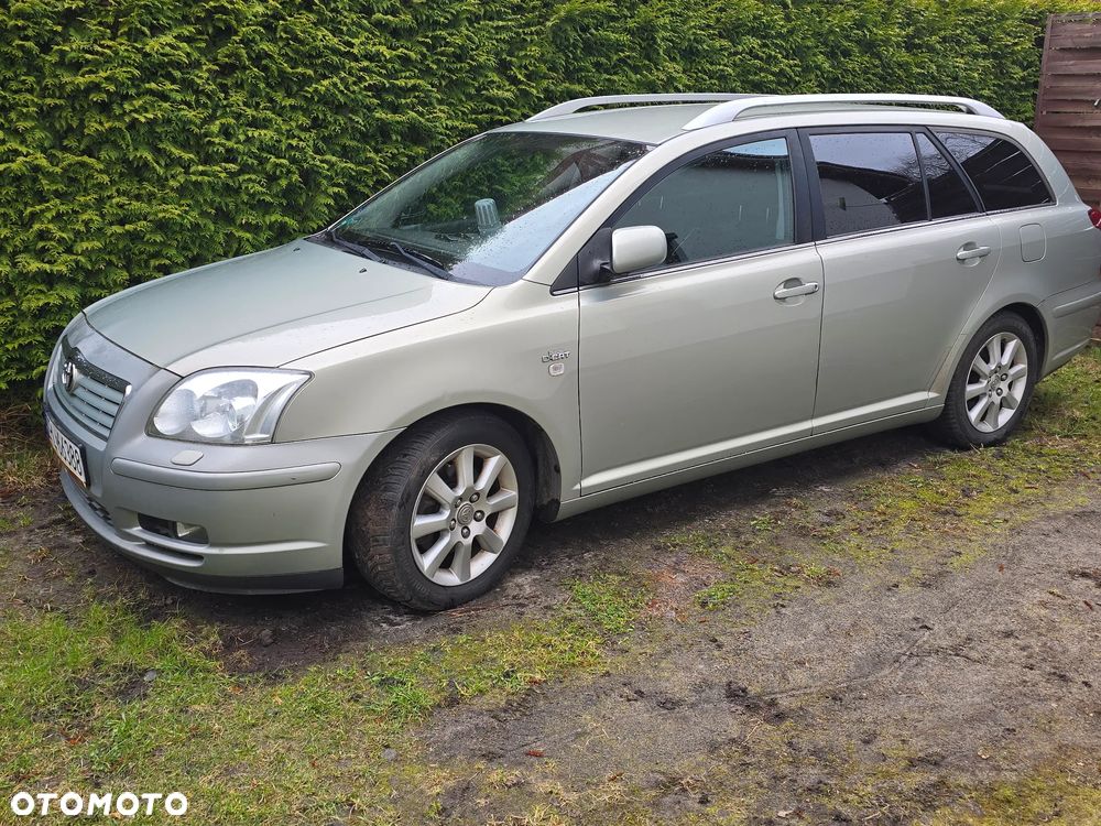 Toyota Avensis 2.2 D-4D Sol - 1