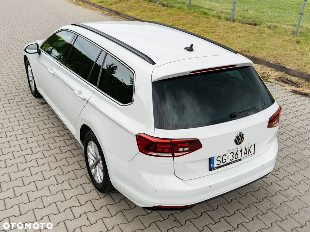 Volkswagen Passat Variant 1.5 TSI EVO Elegance - 12