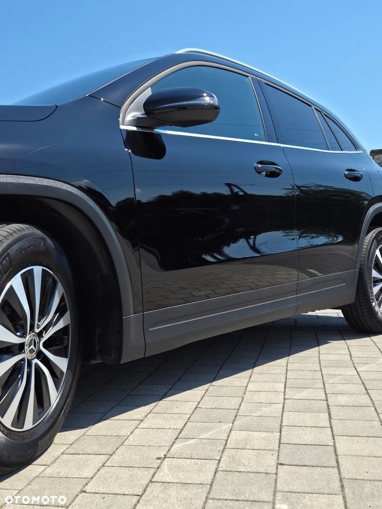 Mercedes-Benz GLA 200 Business Edition - 8