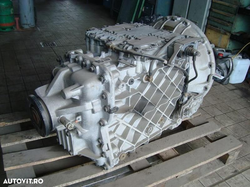 Cutii Viteze VOLVO AUTOMATA AT RECONDITIONATE - 5