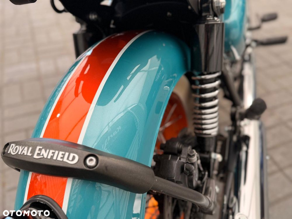 Royal Enfield Classic - 13
