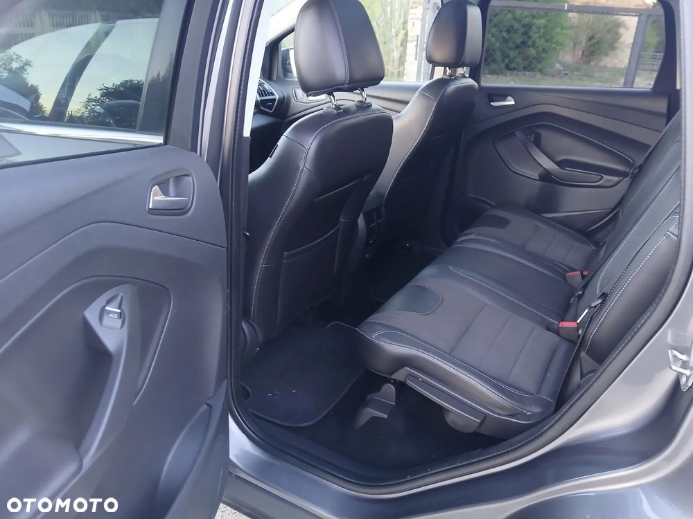 Ford Kuga 2.0 TDCi 4x4 Titanium - 20