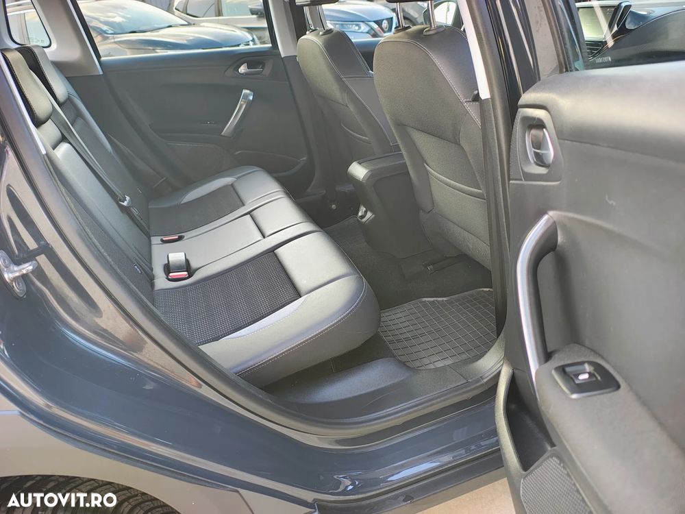 Peugeot 2008 PureTech 110 GPF Stop&Start EAT6 Allure - 14