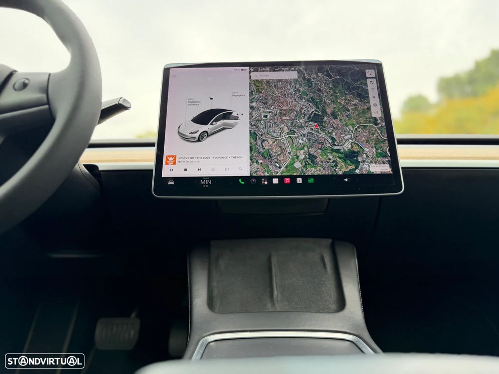 Tesla Model 3 Standard Range Plus RWD - 4