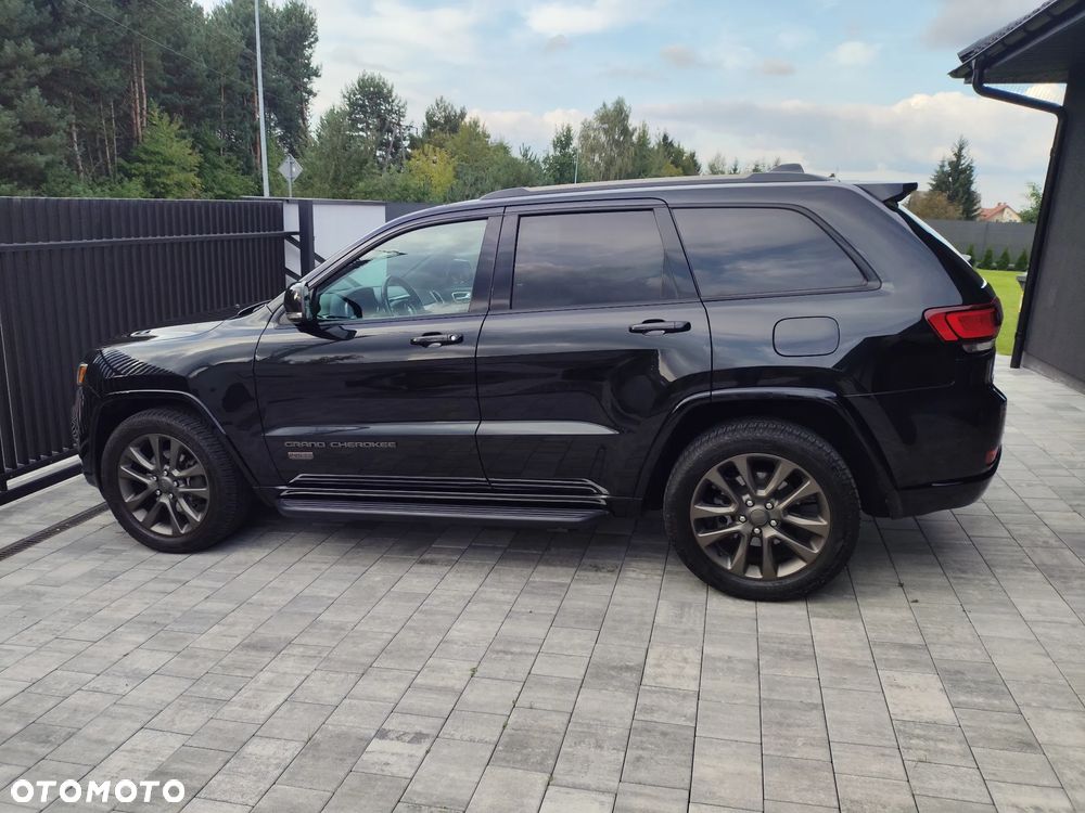 Jeep Grand Cherokee - 11