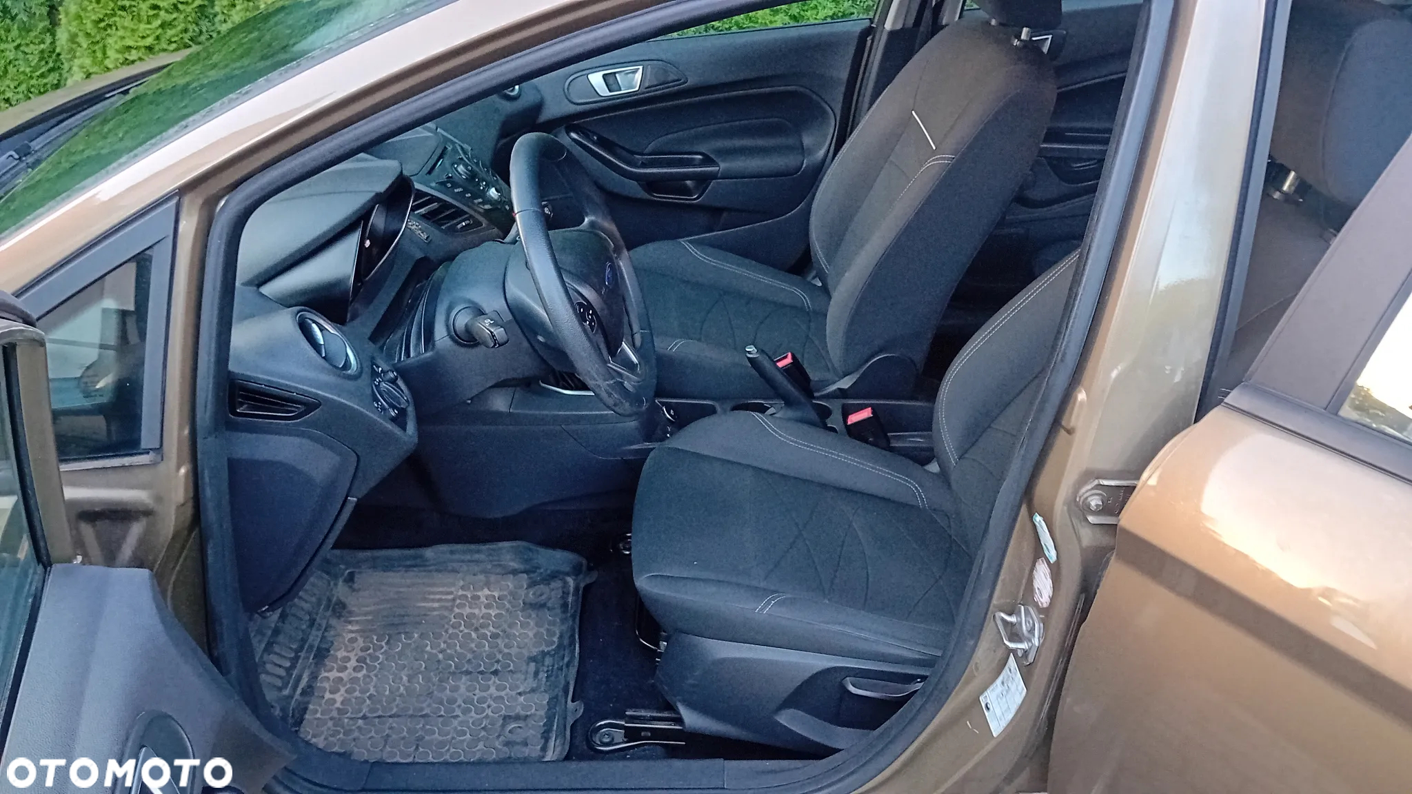 Ford Fiesta 1.25 Gold X EU6 - 28