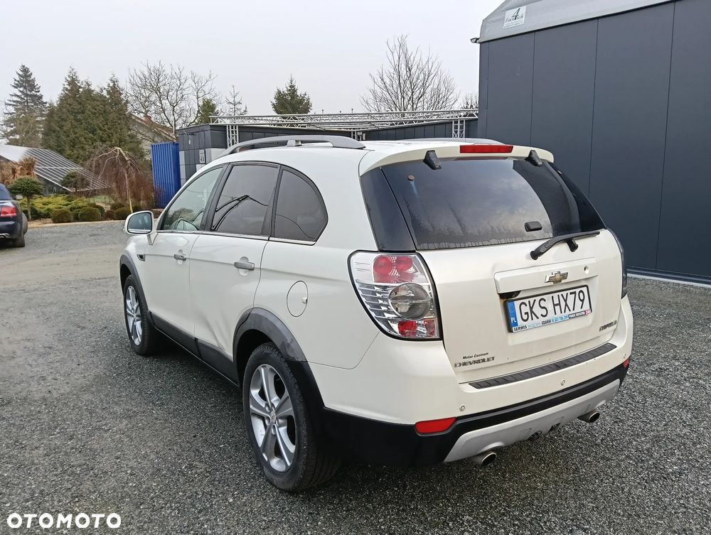 Chevrolet Captiva 2.2 D LT+ - 3