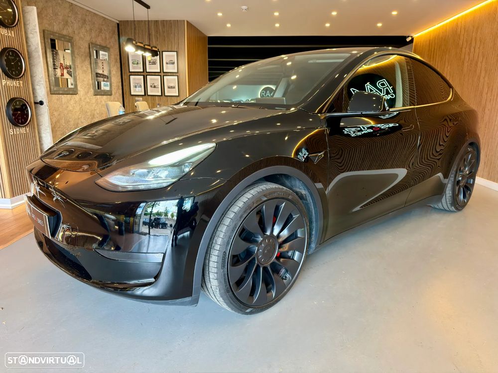 Tesla Model Y Performance Tração Integral - 4