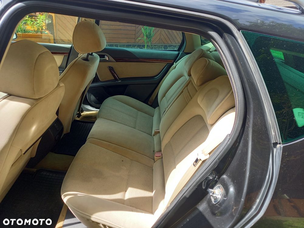 Peugeot 407 - 7
