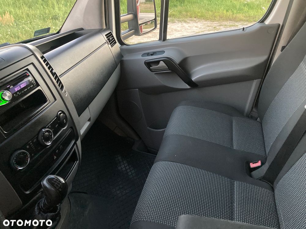 Mercedes-Benz Sprinter - 10