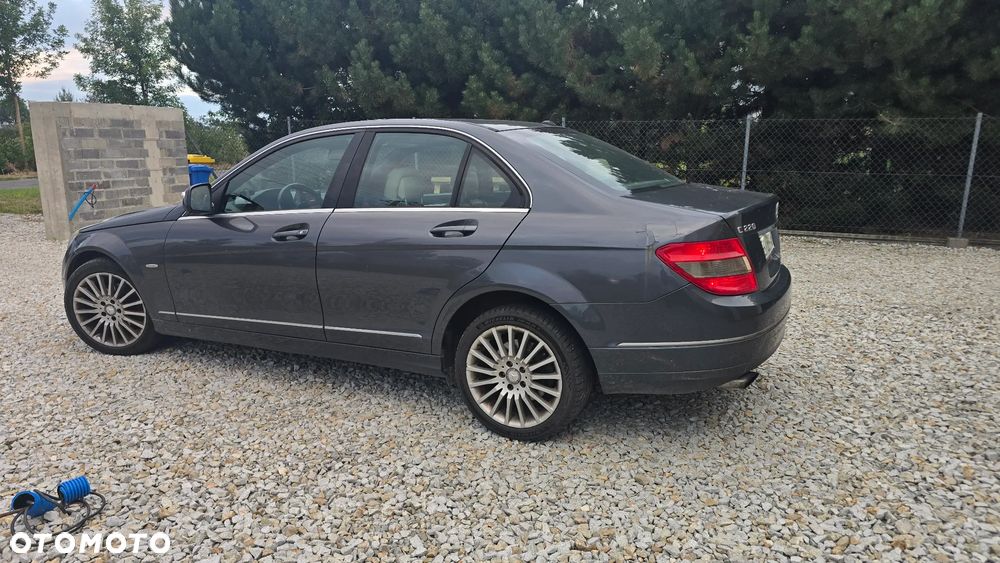 Mercedes-Benz Klasa C 220 CDI DPF Automatik Avantgarde - 7