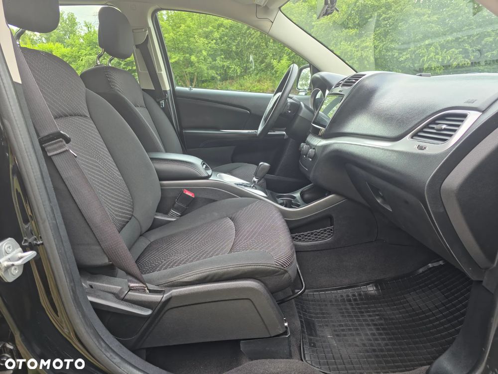 Dodge Journey - 15